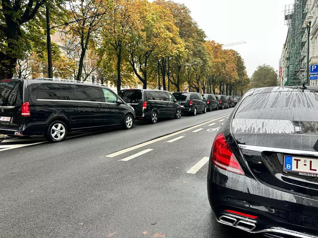 Mercedes wagenpark bij Brussels Airport - Premium luchthavenvervoer